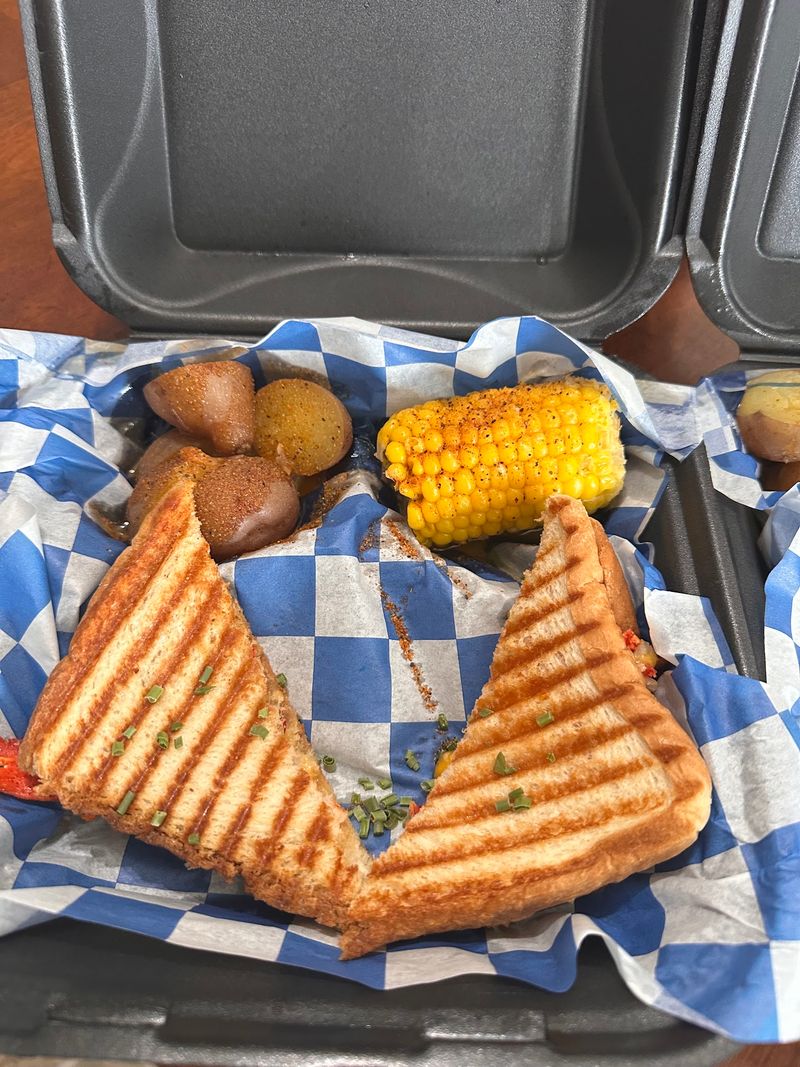 Lobster Grilled Cheese Exists, and You Should Know About It