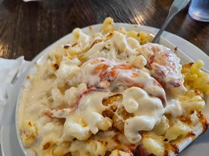 Lobster Mac And Cheese Might Steal Your Heart From The Roll Lobster Mac And Cheese Might Steal Your Heart From The Roll