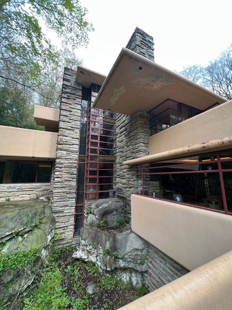 Local Stone Gives the House Its Roots