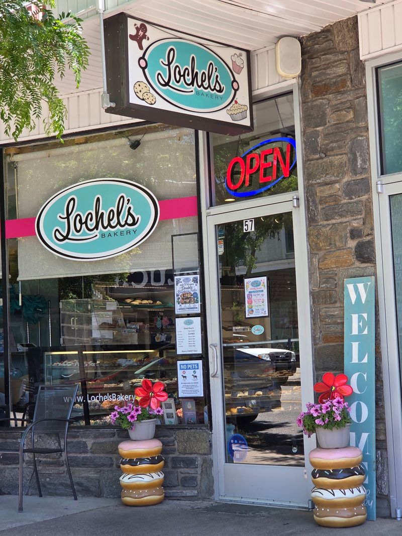 Lochel's Bakery