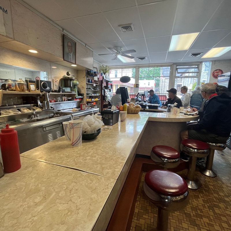 Lou's Sandwich Shop, Norristown
