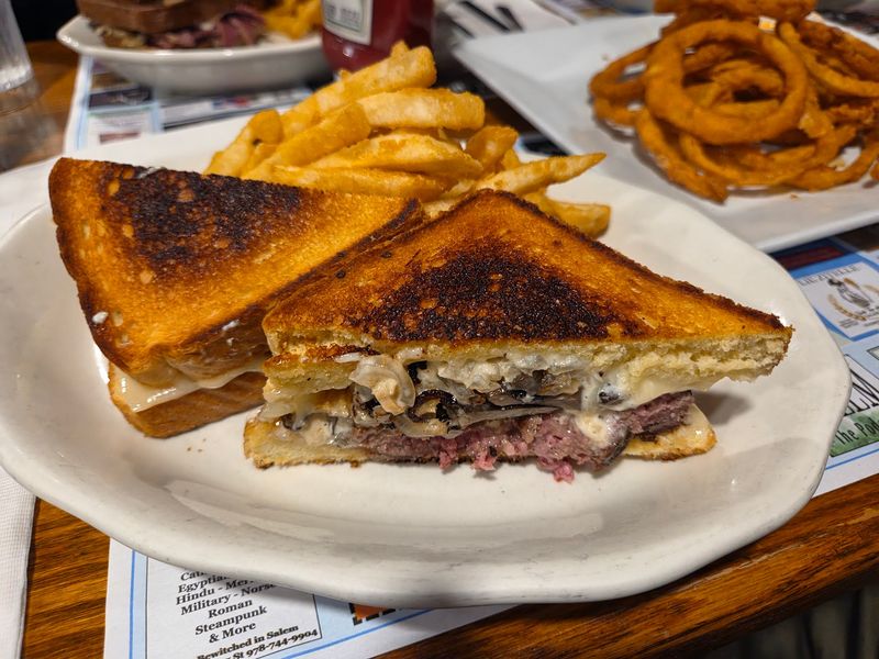 Lunch Gets Its Moment With Chowder And Stacked Sandwiches Lunch Gets Its Moment With Chowder And Stacked Sandwiches