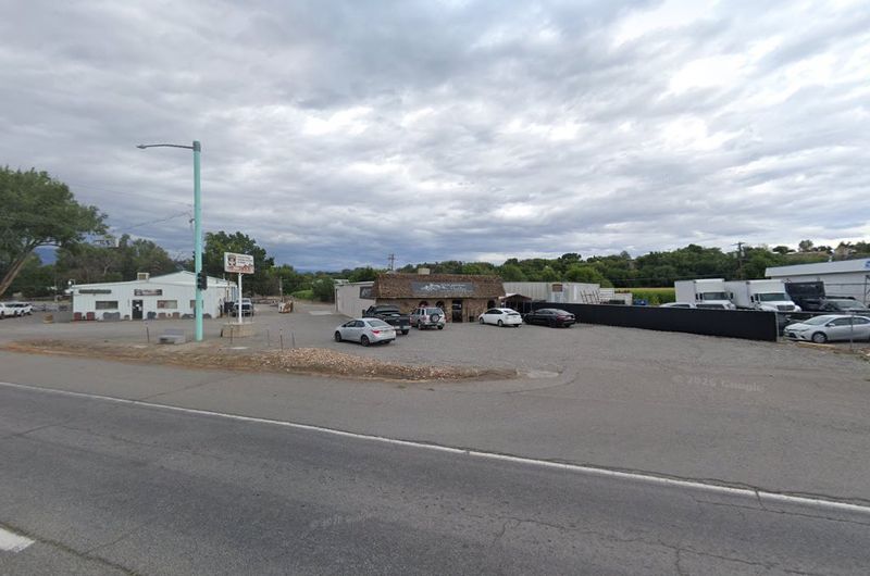 Lunch Rush, Parking, and the Covered Patio