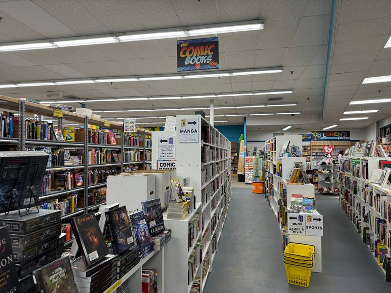 Manga And Graphic Novel Fans Get Their Own Happy Place