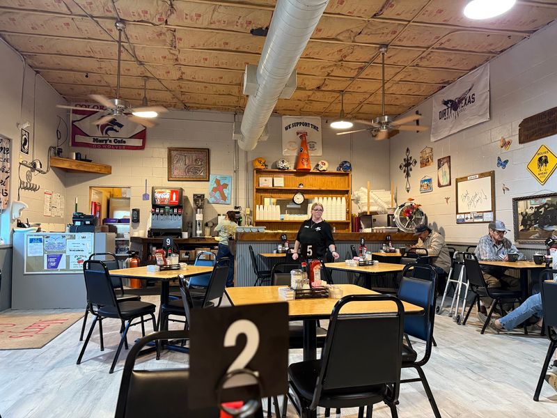 Mary's Cafe