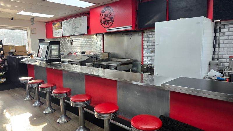 Meet Meek’s Kitchen, Sevierville’s Unexpected Hidden Gem Meet Meek’s Kitchen, Sevierville’s Unexpected Hidden Gem