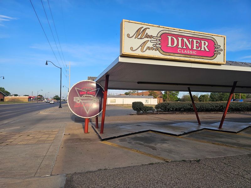 Miss Ann’s Classic Diner (Lubbock) Miss Ann’s Classic Diner (Lubbock)