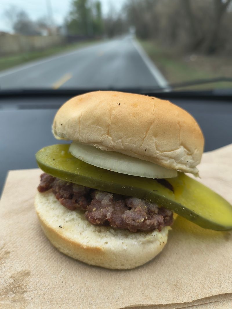 National Critics Couldn't Resist This Tiny Burger Either National Critics Couldn't Resist This Tiny Burger Either