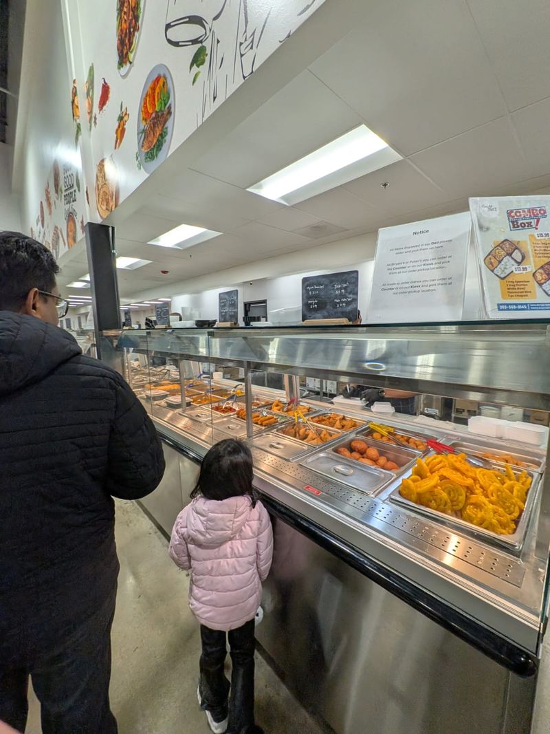 Navigating the Lunch Rush Navigating the Lunch Rush
