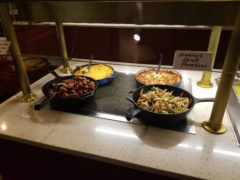No Frills, Just Good Food And That Down-Home Tennessee Hospitality