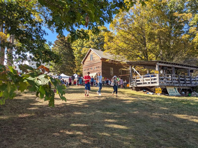 North Quabbin Garlic & Arts Festival: Follow Your Nose