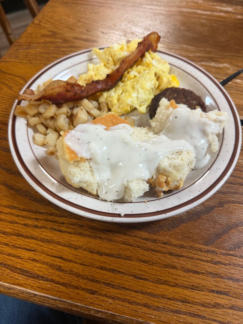 Old-School Comfort From Breakfast to Supper Old-School Comfort From Breakfast to Supper