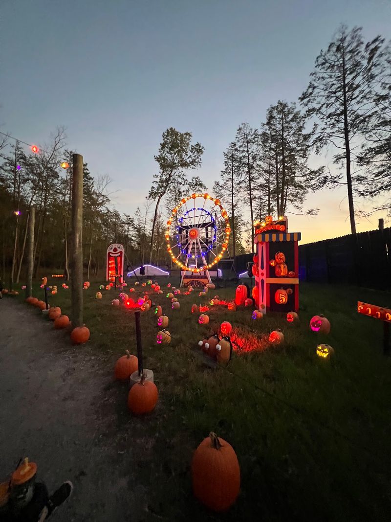 Over 45 Rides And Attractions Fill The Pumpkin Harvest Festival