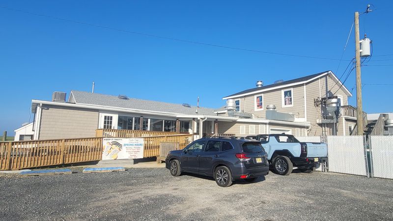 Oyster Creek Restaurant and Boat Bar