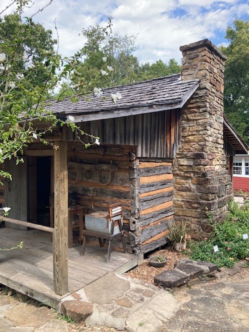 Ozark Folk Center State Park, Mountain View, AR