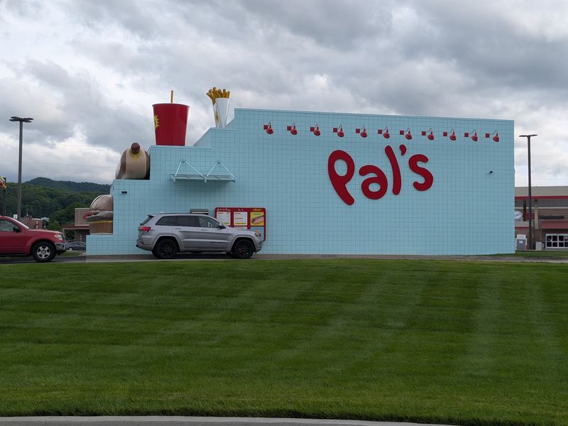 Pal's Sudden Service in Erwin