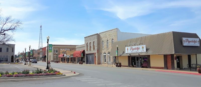Pecan Shelling and Shopping