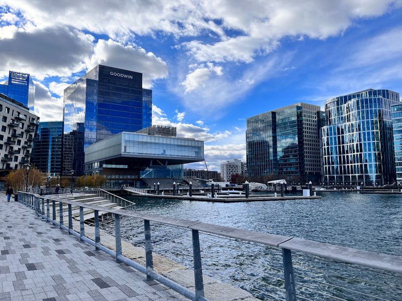 Plan Around The Hours And The Seaport Scene Plan Around The Hours And The Seaport Scene