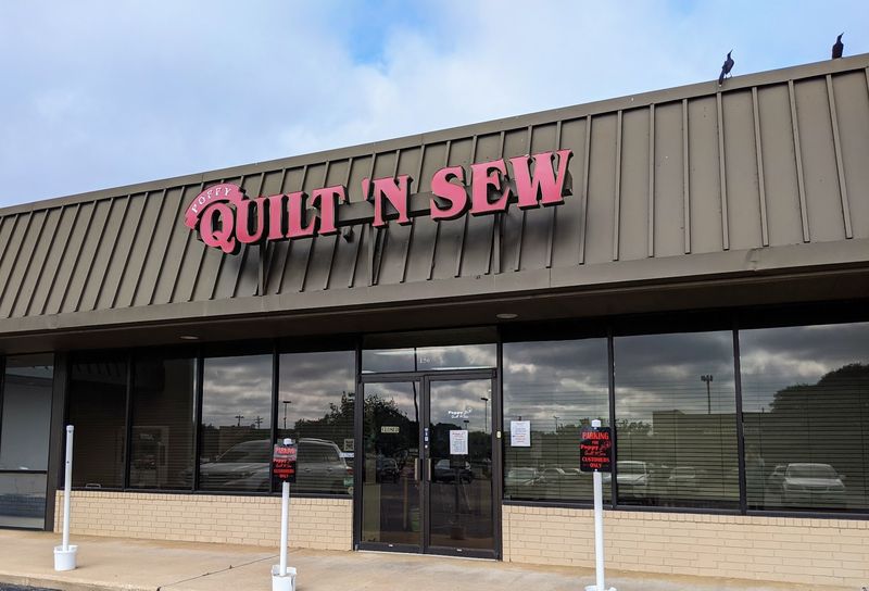 Poppy Quilt N Sew (Georgetown)