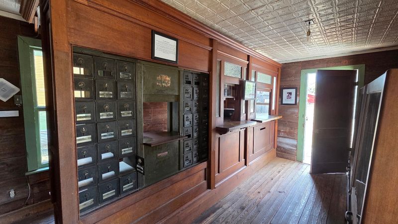 Post Office and Everyday Pioneer Life Post Office and Everyday Pioneer Life