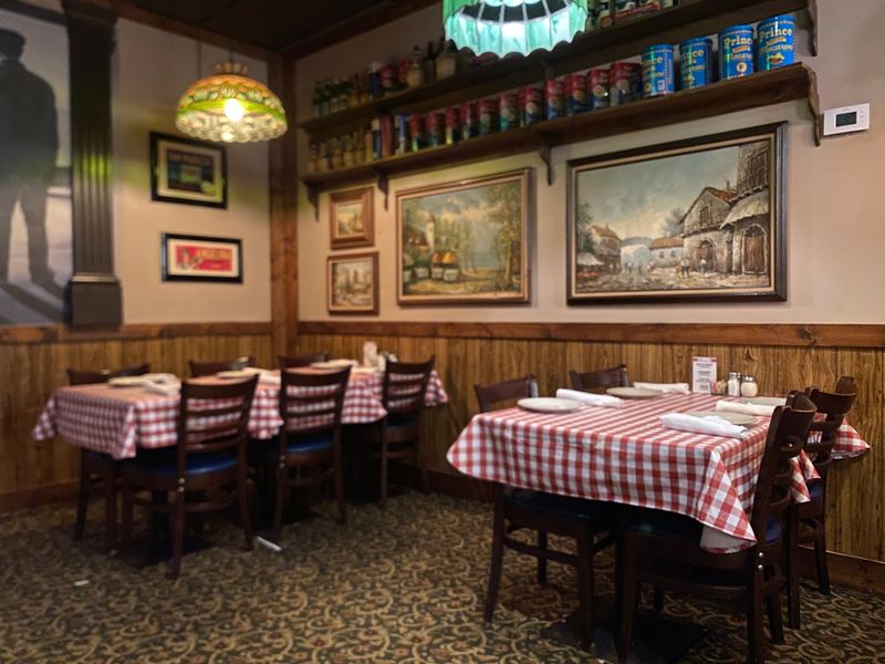Provino's Italian Restaurant in Chattanooga Provino's Italian Restaurant in Chattanooga