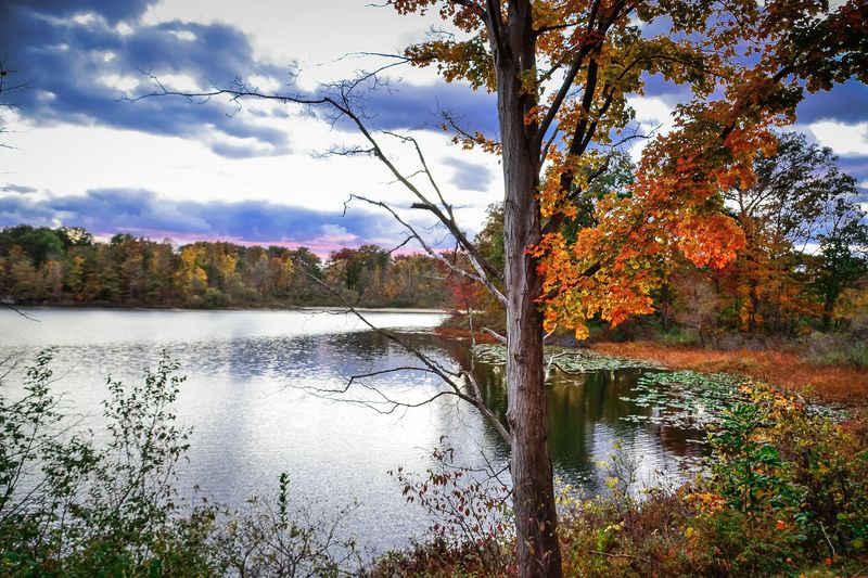 Punderson State Park: Colorful Reflections and a Manor House