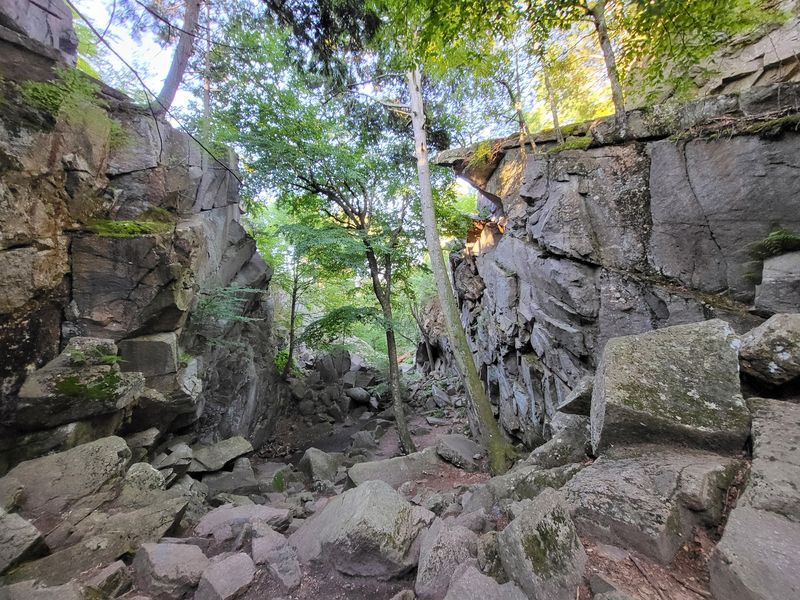 Purgatory Chasm State Reservation Purgatory Chasm State Reservation