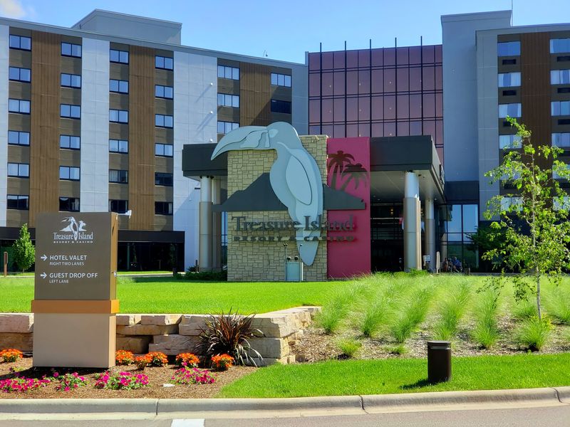 Rates, Parking, and Booking Smarts Rates, Parking, and Booking Smarts