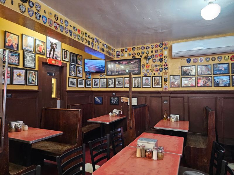 Regina Pizzeria