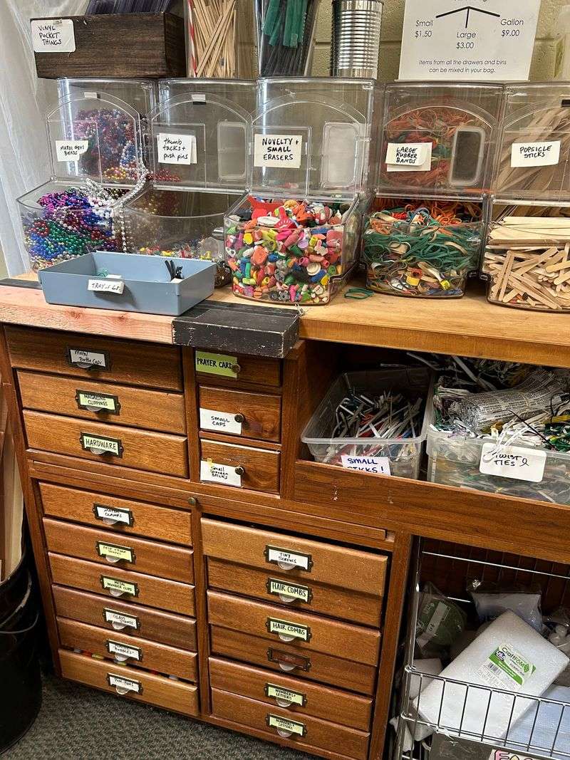 Reuse That Gives Leftover Supplies Another Chance Reuse That Gives Leftover Supplies Another Chance