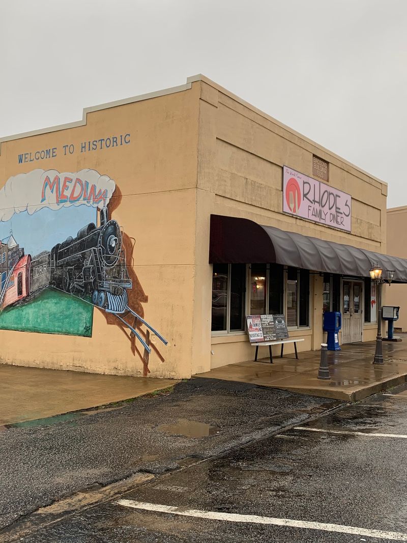 Rhodes Family Diner, Medina Rhodes Family Diner, Medina