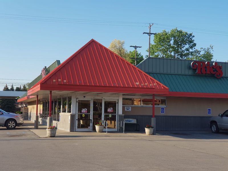 Ric's Food Center - Mount Pleasant Ric's Food Center - Mount Pleasant