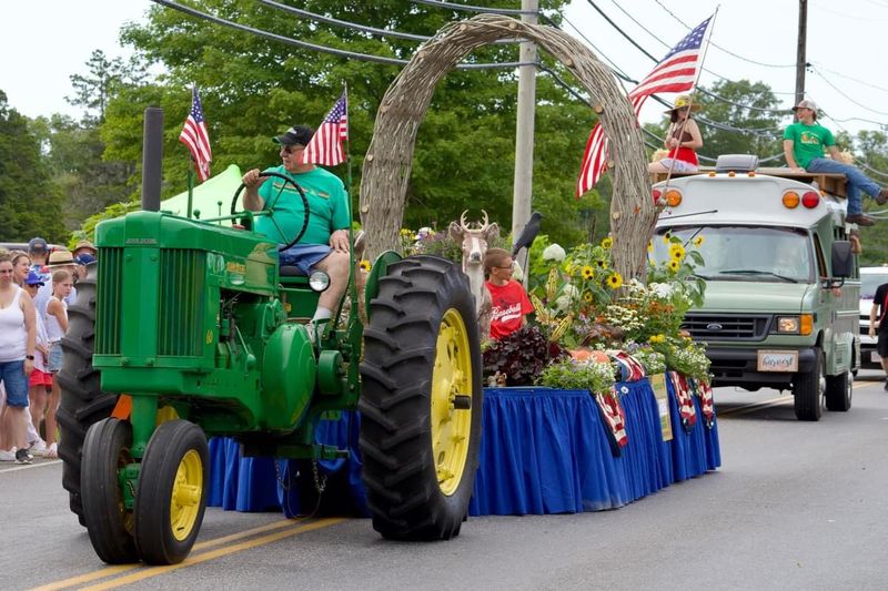 Rockport Harvest Fest: A Seaside Stroll