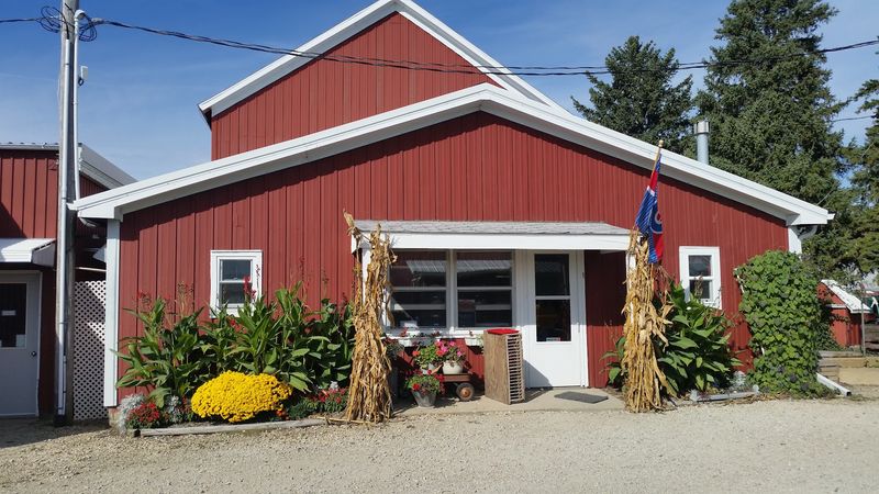 The Barn Is Older Than Your Great-Great-Grandparents' Wedding Photos The Barn Is Older Than Your Great-Great-Grandparents' Wedding Photos