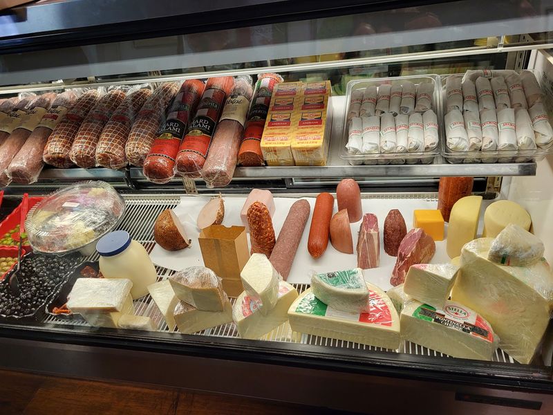 Fresh Slicing Makes Every Order Worth The Wait