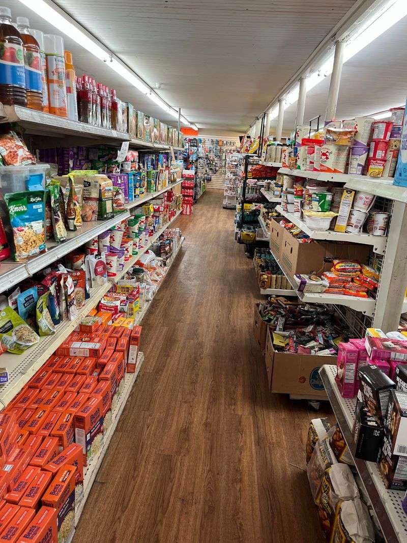 Salvage Shopping Turns A Grocery Run Into A Treasure Hunt