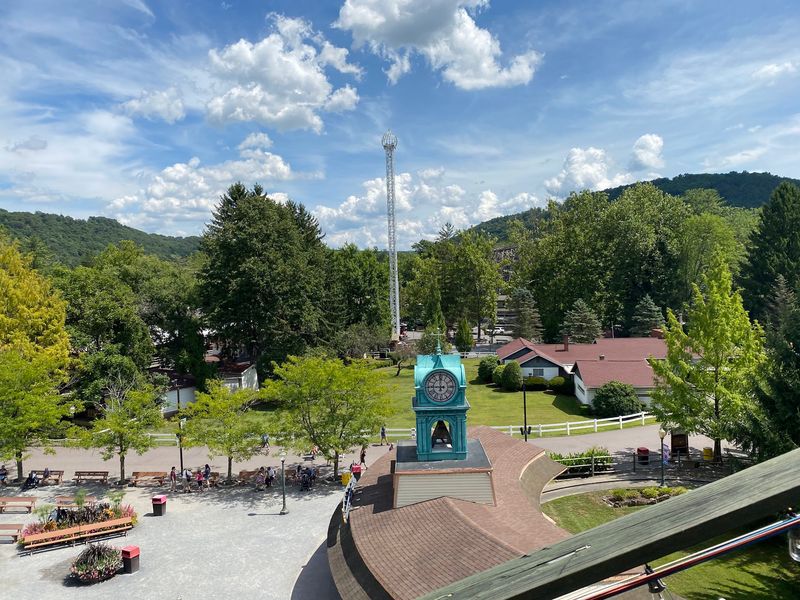 Shade, Hills, and a Scenic Lift Shade, Hills, and a Scenic Lift
