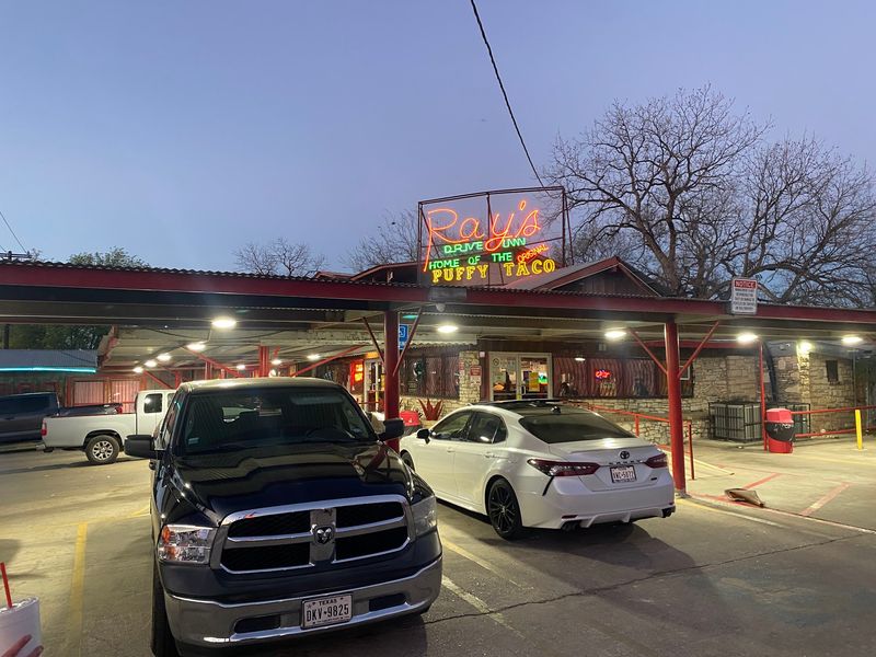 Short On Time? The Drive-Thru Has Your Back Short On Time? The Drive-Thru Has Your Back