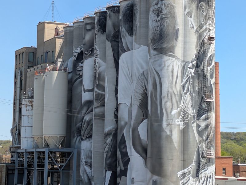 Silo Art, Mankato, MN Silo Art, Mankato, MN