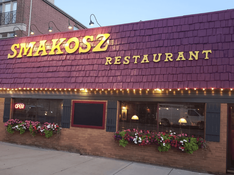 Smakosz Restaurant