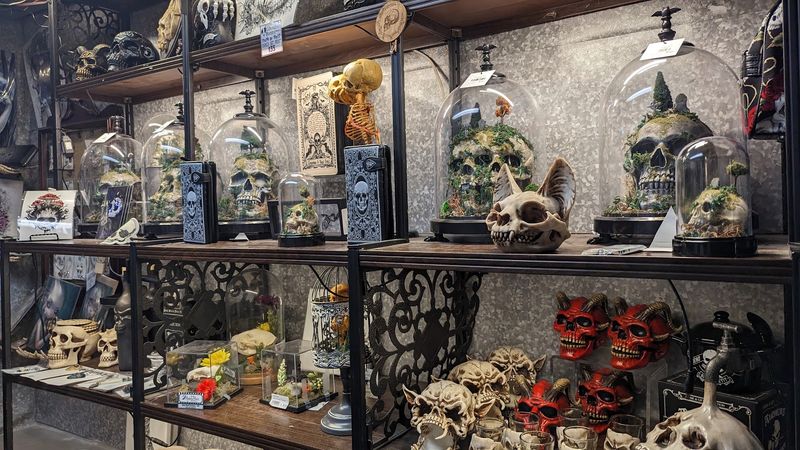 Small-Artist Creations Beyond Ordinary Merchandise