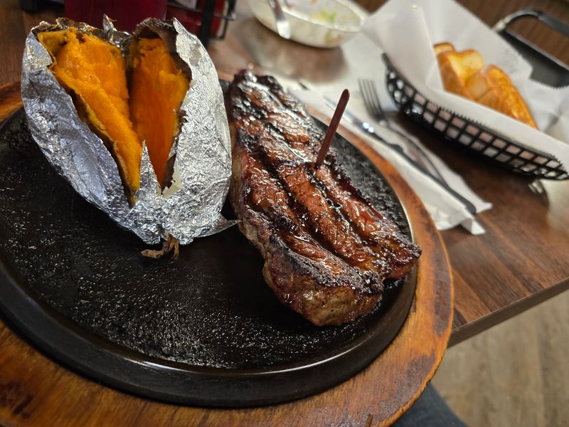 Snookum's Steakhouse