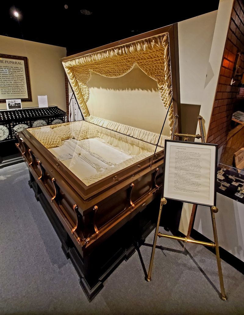 Some Of These Caskets Will Make You Do A Double Take Some Of These Caskets Will Make You Do A Double Take