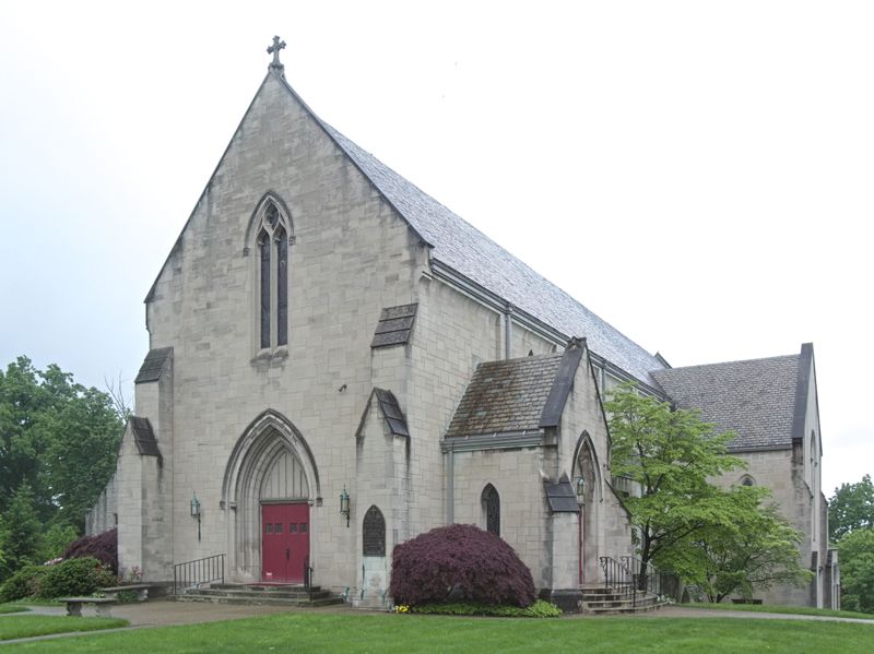 St. Paul’s Episcopal Church: A Gentle Setting for The Fault in Our Stars