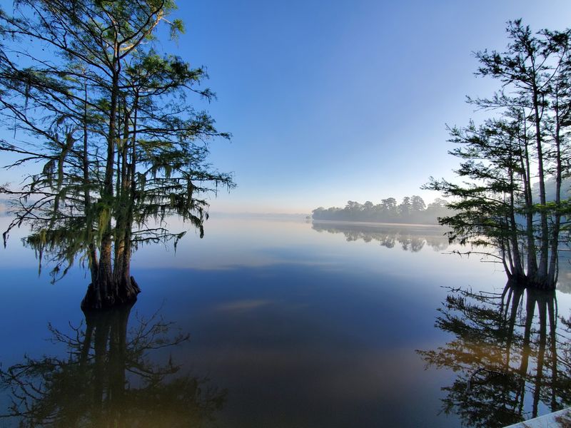 Stay the Night and Paddle at Sunrise Stay the Night and Paddle at Sunrise