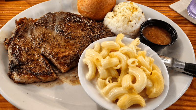 Steak Lovers Get Plenty of Reasons to Stay