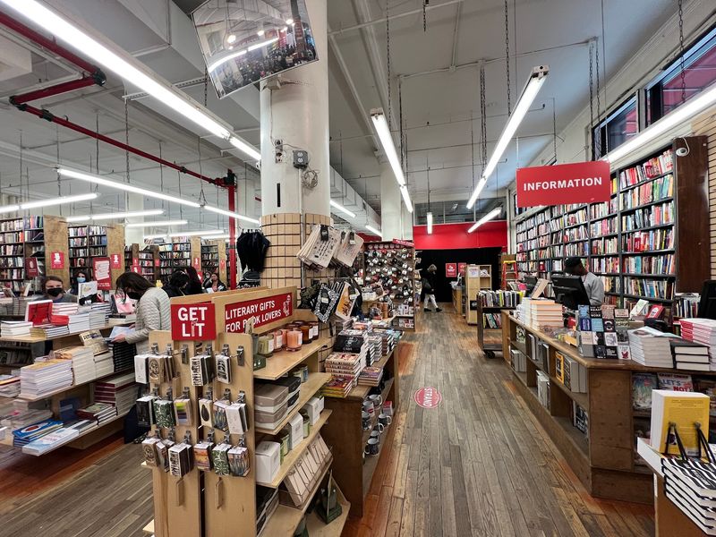 Strand Bookstore, New York, NY Strand Bookstore, New York, NY