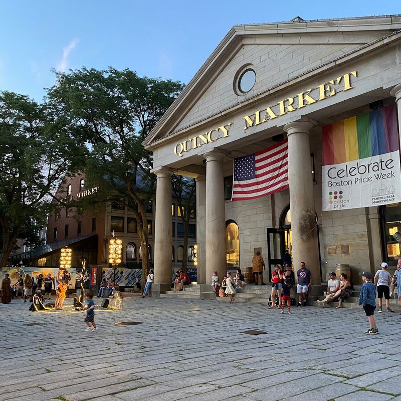 Street Performers Turn The Plaza Into A Free Show
