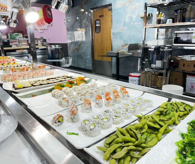 Sushi Bar and Chinese Classics