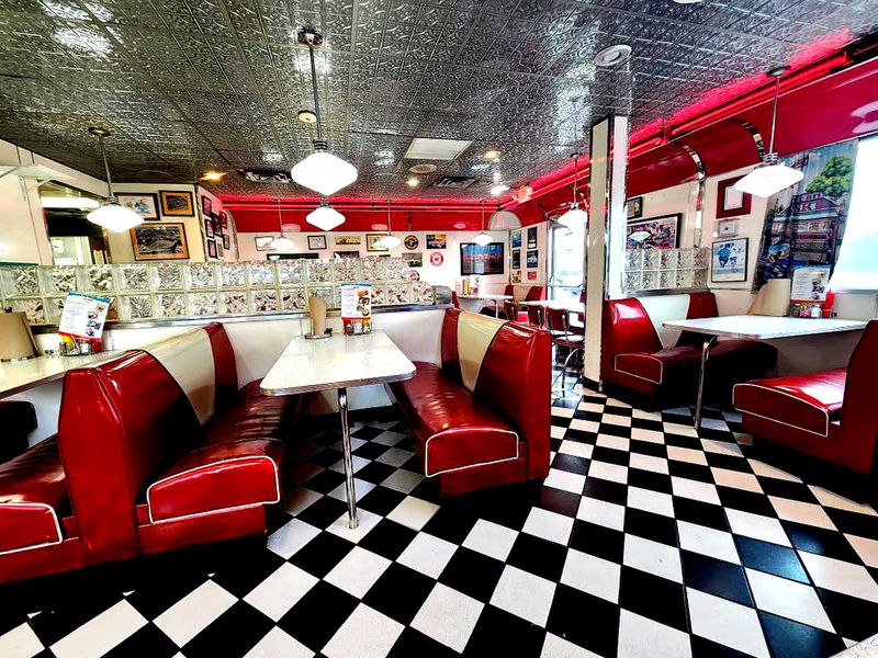 THE DINER - Sevierville